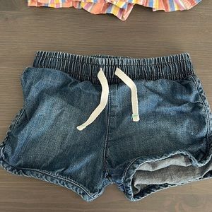 Bundle/Lot of girls 3T shorts